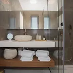 Maris - Luxury With Pool Villa