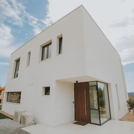 Maris - Luxury With Pool Willa Brodarica (Sibenik-Knin)