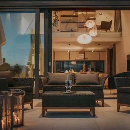 Вилла Maris - Luxury With Pool