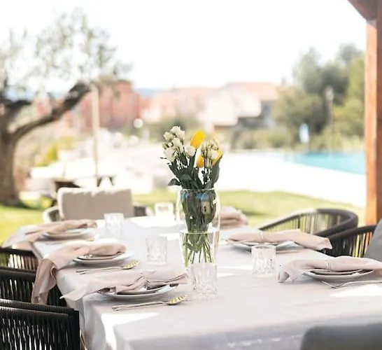 Maris - Luxury With Pool Villa Brodarica (Sibenik-Knin)