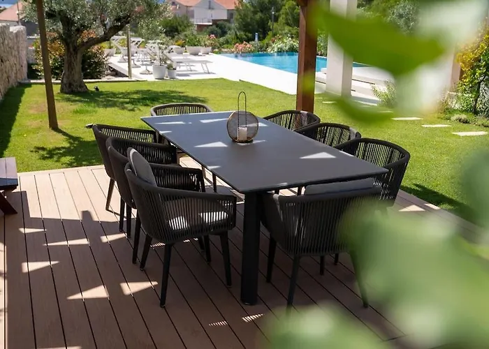 别墅 Maris - Luxury With Pool